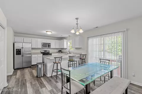 Dining - 202 Gillespie Dr, Hubert, NC 28539 photo 2 of 2