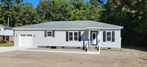 492 New Rd, Elizabeth City, NC 27909