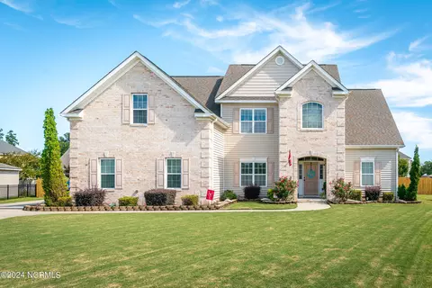 2100 Windchime Ct, Winterville, NC 28590