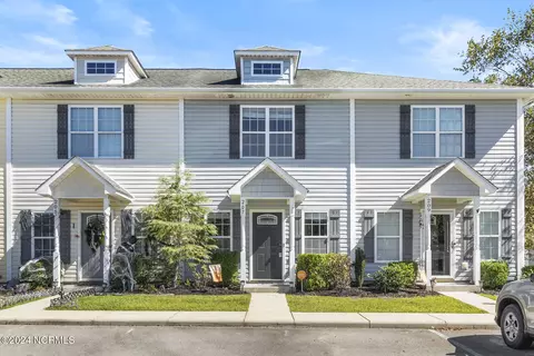 207 Toucan Way, Hubert, NC 28539