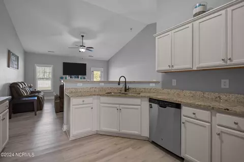 Kitchen - 80 Ransom Dr, Hampstead, NC 28443 photo 1 of 4