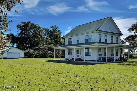 6800 Piney Woods Rd, Fairfield, NC 27826