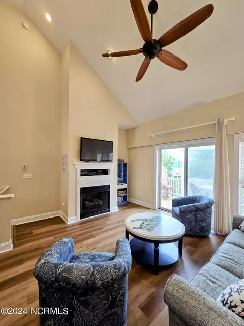 Living - 1111 Cambridge Rd #308 B, Kill Devil Hills, NC 27948 photo 3 of 3