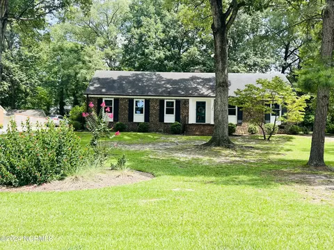 1108 Robin Hill Rd NW, Wilson, NC 27896