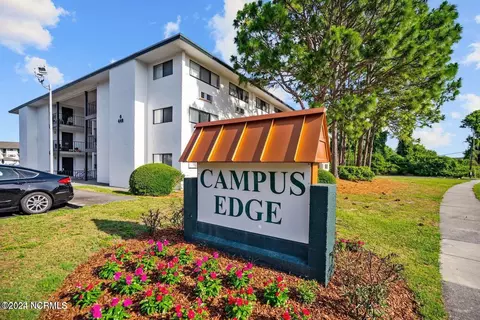 454 Racine Dr #E-209 A&B, Wilmington, NC 28403
