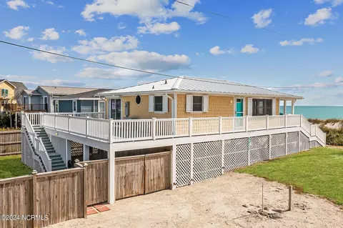 8811 2nd Ave, North Topsail Beach, NC 28460