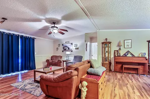 33 N Burning Tree Dr, Hampstead, NC 28443 photo 18