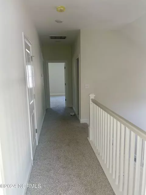 Entry Way - 331 Masters Ln # -A, Hampstead, NC 28443 photo 4 of 7