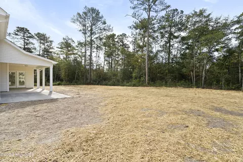 Exterior - 331 Masters Ln # -A, Hampstead, NC 28443 photo 4 of 10