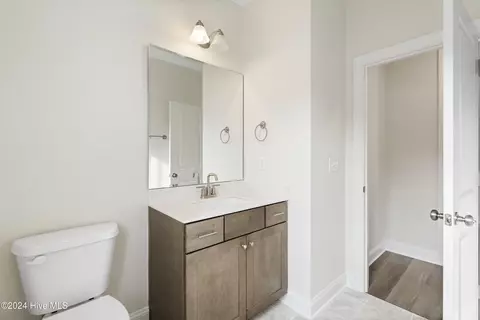 Bath - 331 Masters Ln # -A, Hampstead, NC 28443 photo 6 of 7