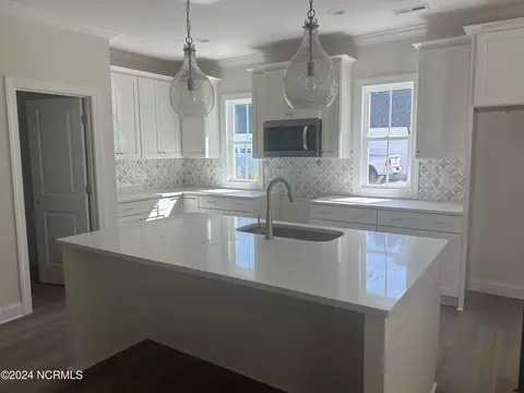 Kitchen - 331 Masters Ln # -A, Hampstead, NC 28443 photo 2 of 2