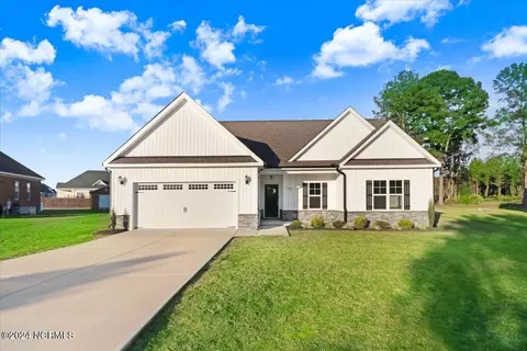 203 Sussex Pl, Goldsboro, NC 27530