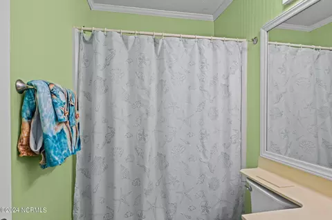 Bath - 301 E Commerce Way Rd #351, Atlantic Beach, NC 28512 photo 1 of 4