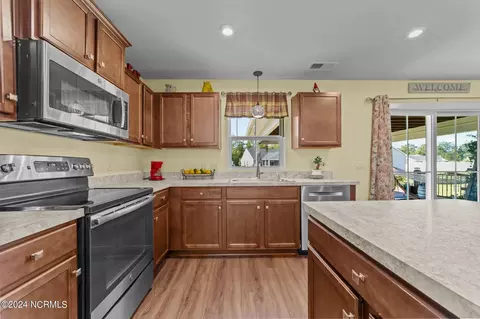 Kitchen - 123 Hidden View Loop, Moyock, NC 27958 photo 2 of 2