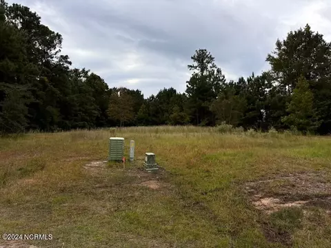 1895 Rolling Green Dr SW, Supply, NC 28462