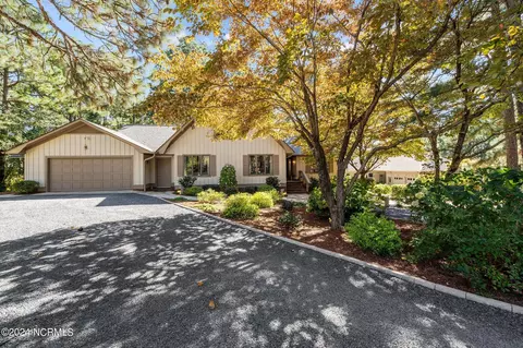 103 Betz Ct, West End, NC 27376
