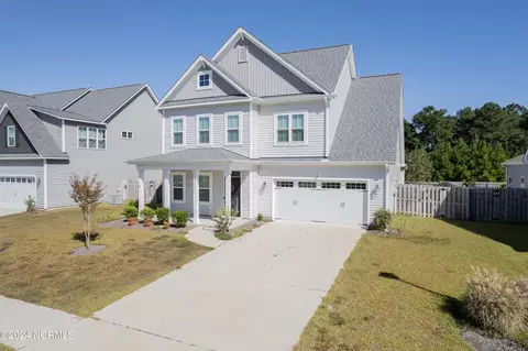 216 Bachmans Trl, Hampstead, NC 28443