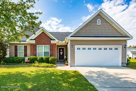 309 Lynden Ln, New Bern, NC 28560