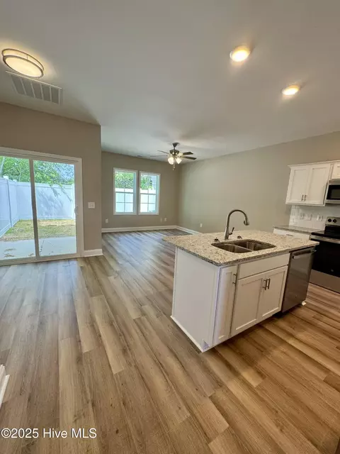192 Coastline Cir, Cedar Point, NC 28584 photo 6