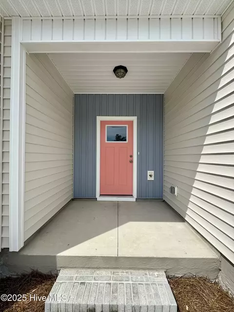 192 Coastline Cir, Cedar Point, NC 28584 photo 2