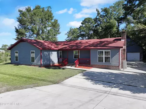 221 Piney Green Rd, Jacksonville, NC 28546