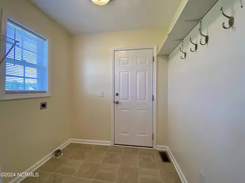 425 W Denny Ave, Pinebluff, NC 28373 photo 9