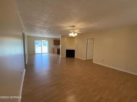425 W Denny Ave, Pinebluff, NC 28373 photo 3