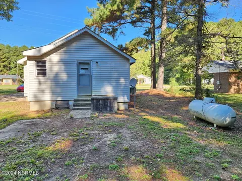 735 Grabtown Rd, Windsor, NC 27983 photo 3