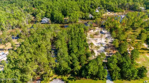 60 Pier Point Rd N, Oriental, NC 28571 photo 2