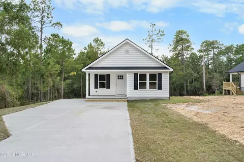 1190 Buchanan Rd, Southport, NC 28461