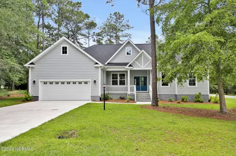 3040 E Fairway Cir SW, Supply, NC 28462