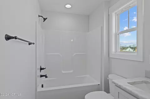 Bath - 116 Emerald View Dr, Cedar Point, NC 28584 photo 6 of 6
