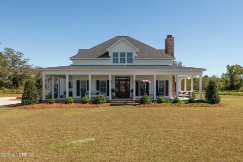 1939 Edwards Bridge Rd, Grifton, NC 28530