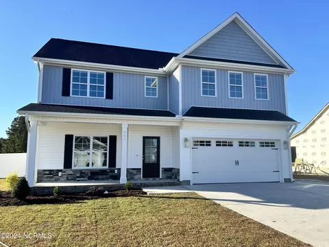 905 Finn Ct, Greenville, NC 27834
