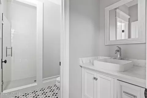 Bath - 165 Dugald Ln, Hampstead, NC 28443 photo 11 of 13