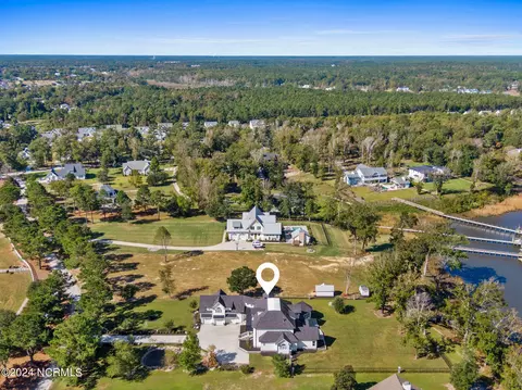 View/Area - 165 Dugald Ln, Hampstead, NC 28443 photo 8 of 9