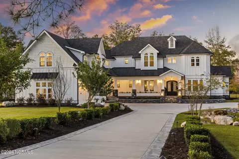 165 Dugald Ln, Hampstead, NC 28443