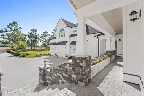 Exterior - 165 Dugald Ln, Hampstead, NC 28443 photo 15 of 15
