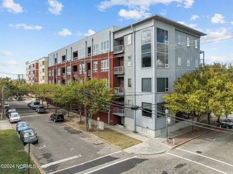 801 N 4th St #206, Wilmington, NC 28401