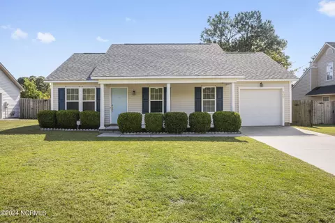 802 Brewster Ln, Wilmington, NC 28412