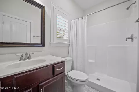 Bath - 29 Crane Rd, Hampstead, NC 28443 photo 8 of 8