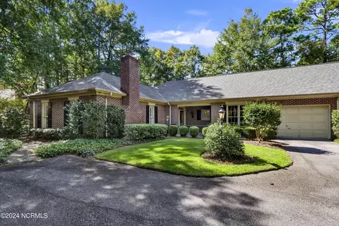1904 Colleton Ct, Wilmington, NC 28403