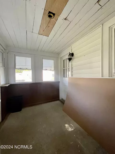 1300 W Main St, Williamston, NC 27892 photo 23