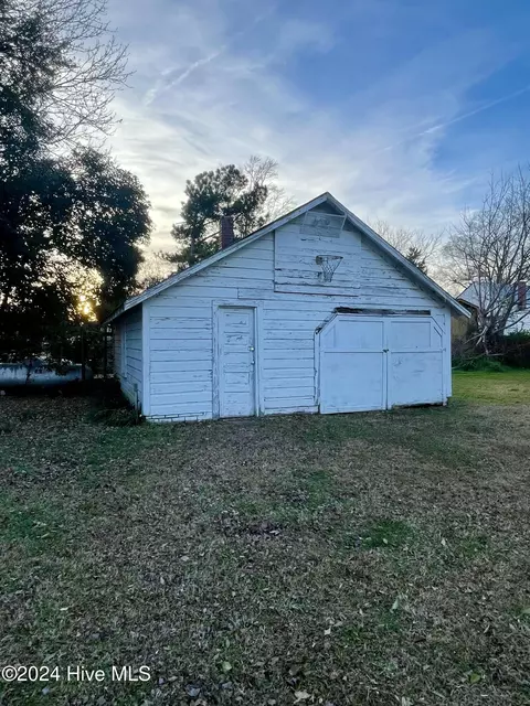 1300 W Main St, Williamston, NC 27892 photo 35