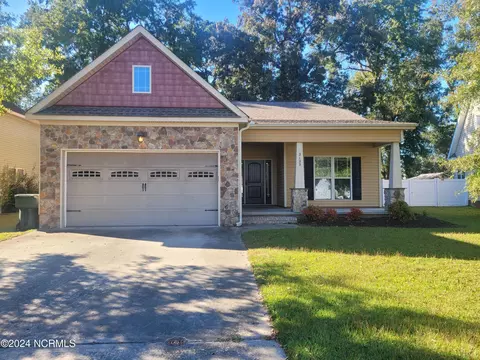2125 Tulls Cove Rd, Winterville, NC 28590