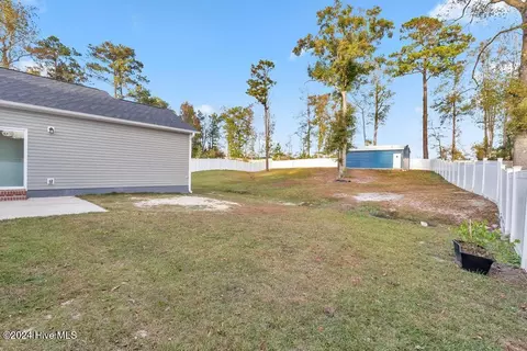 Exterior - 257 Morse Dr, Hubert, NC 28539 photo 2 of 4