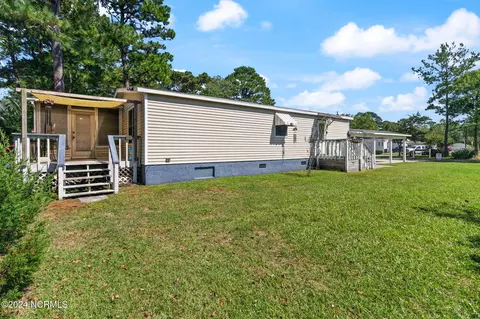 105 Plank Ct, Hampstead, NC 28443 photo 19