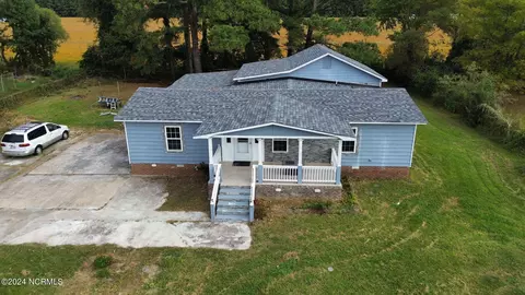 1120 Commissary Rd, Elizabeth City, NC 27909