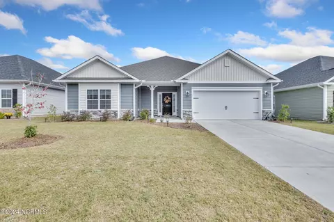 809 Washington Sq, Richlands, NC 28574
