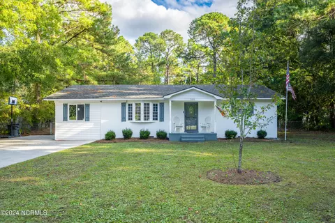 205 Horn Rd, Wilmington, NC 28412